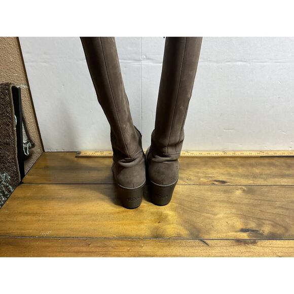 Keen Tall Boots Womens 7 Brown Zurich Wedge Leather Round Toe 1009374 - Picture 6 of 9